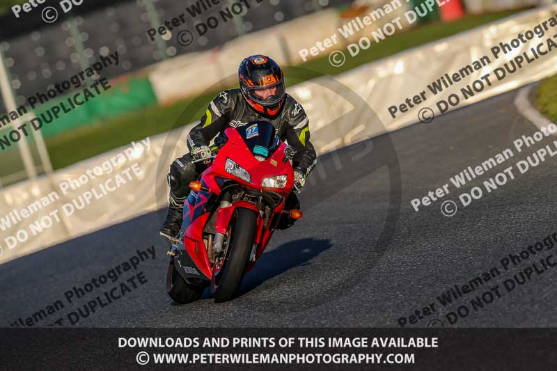 PJM Wedding Photography;enduro digital images;event digital images;eventdigitalimages;mallory park;mallory park photographs;mallory park trackday;mallory park trackday photographs;no limits trackdays;peter wileman photography;racing digital images;trackday digital images;trackday photos